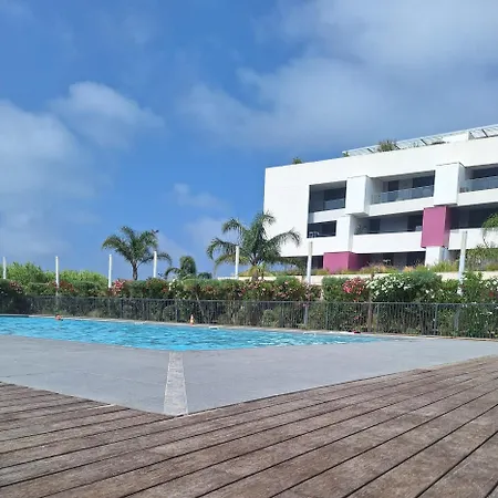 New Wave - Confort, Piscine Et Parking A 300m De La Apartment
