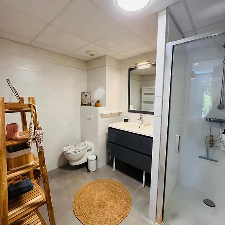 New Wave - Confort, Piscine Et Parking A 300m De La Apartman *